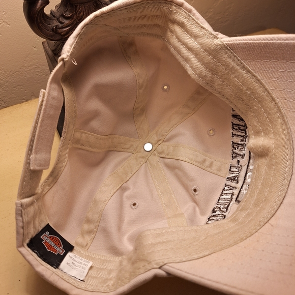 Harley-Davidson Classic Off White With Brown Lettering Cap - Picture 2 of 2